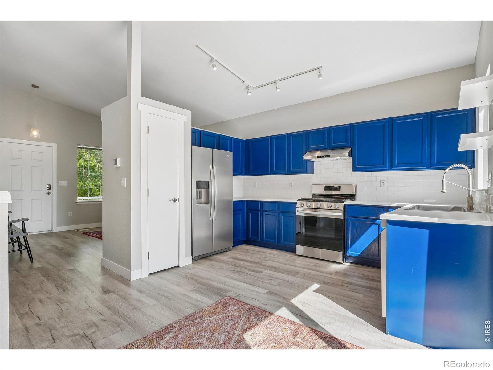 MLS Image #12 for 1818  clover creek drive,longmont, Colorado