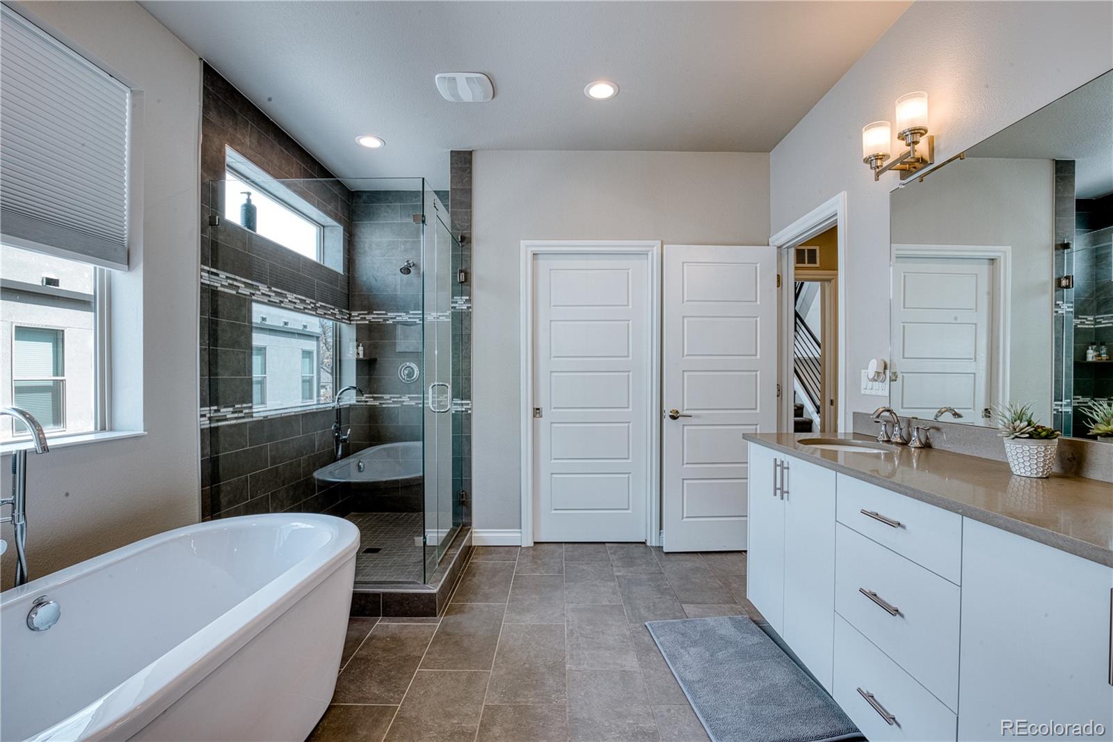 MLS Image #24 for 1817  gaylord street,denver, Colorado