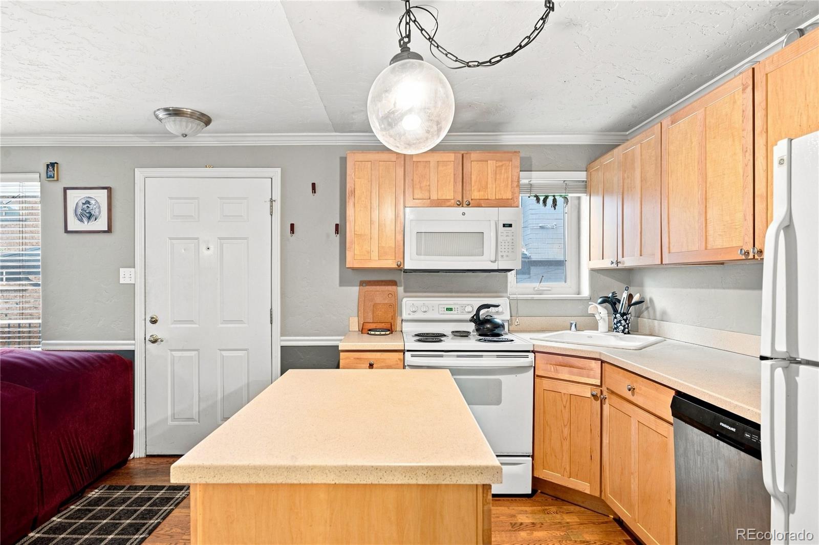 MLS Image #17 for 1243  vine street,denver, Colorado
