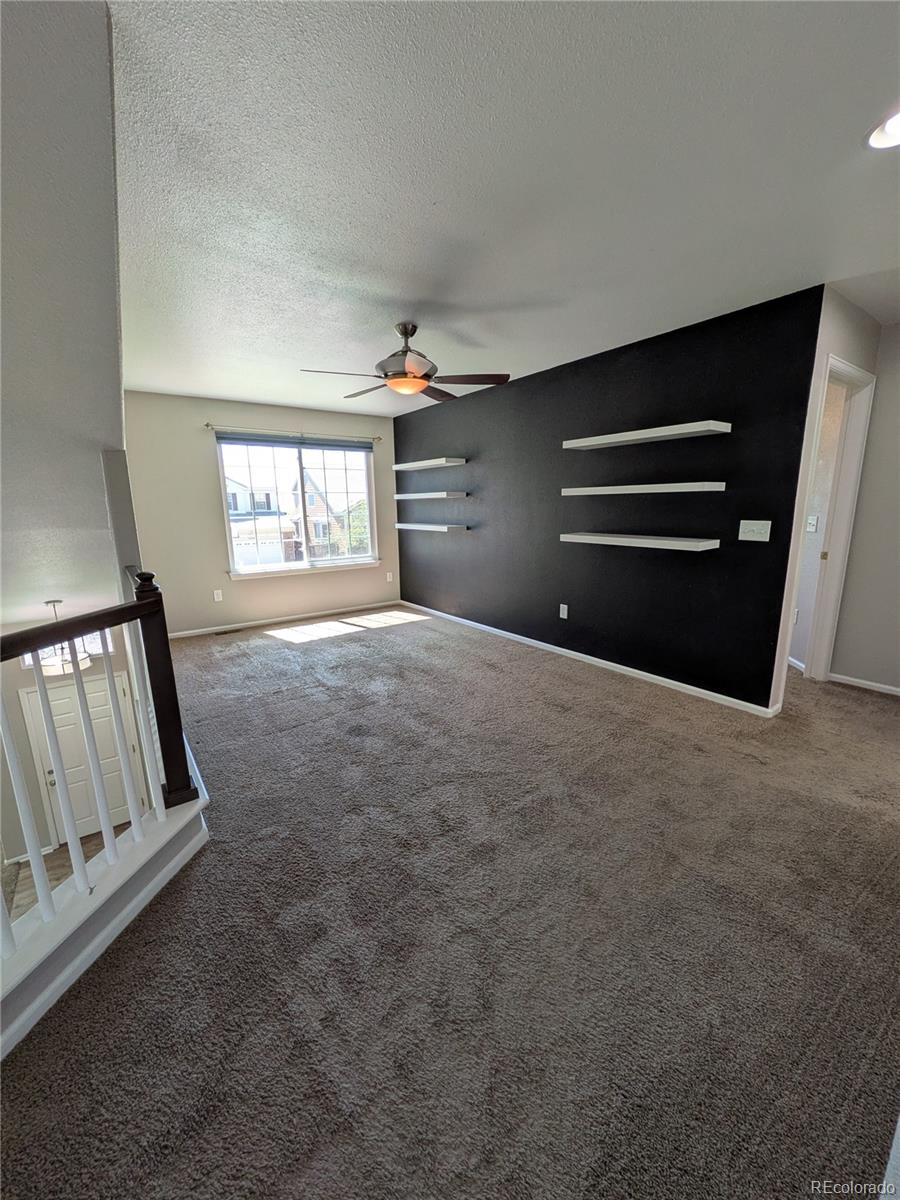 MLS Image #14 for 19613 e 39th avenue,denver, Colorado