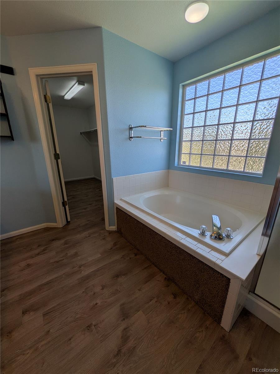 MLS Image #18 for 19613 e 39th avenue,denver, Colorado