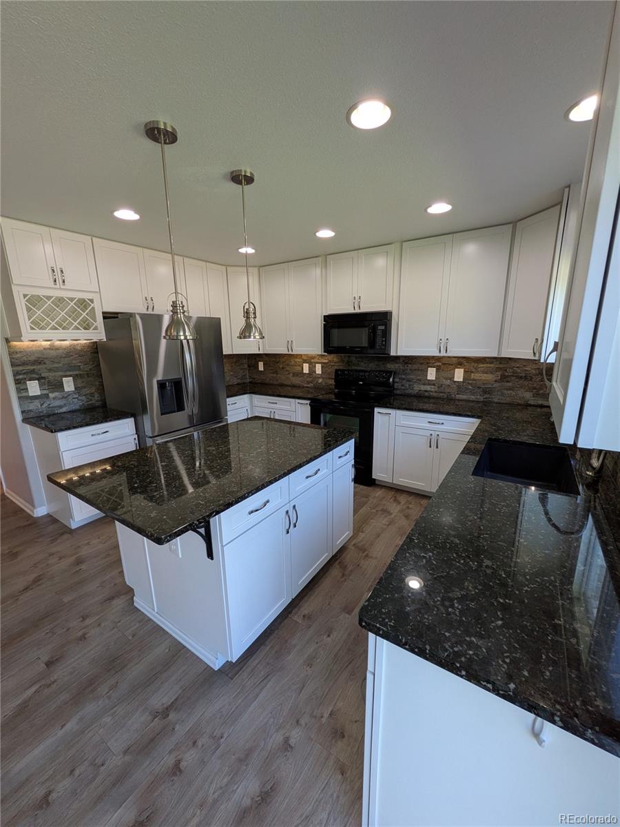 MLS Image #8 for 19613 e 39th avenue,denver, Colorado