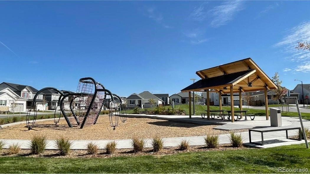 MLS Image #5 for 378 n bersshine court,watkins, Colorado