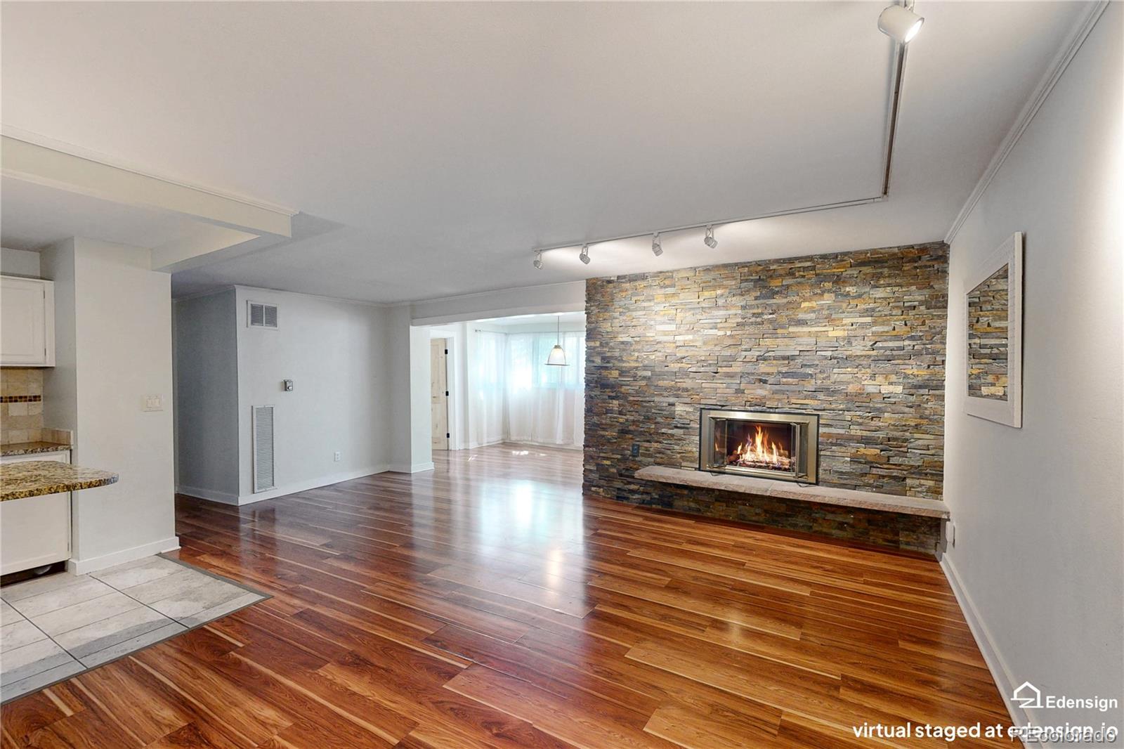 MLS Image #13 for 2  adams street,denver, Colorado