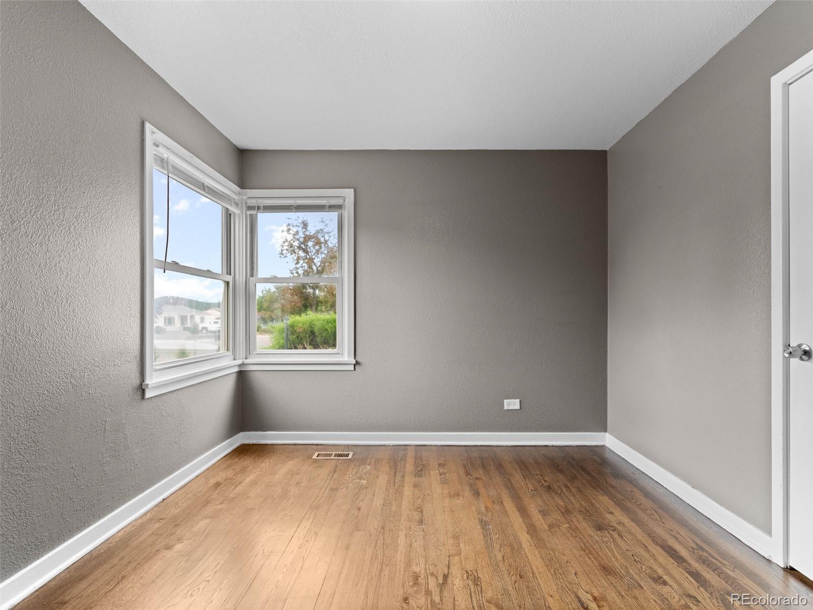 MLS Image #13 for 4740  fillmore street,denver, Colorado