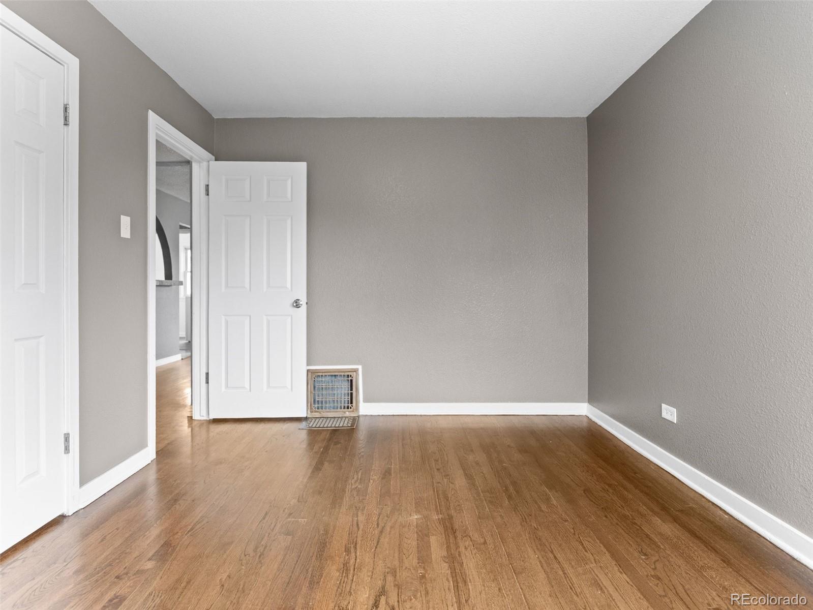 MLS Image #15 for 4740  fillmore street,denver, Colorado