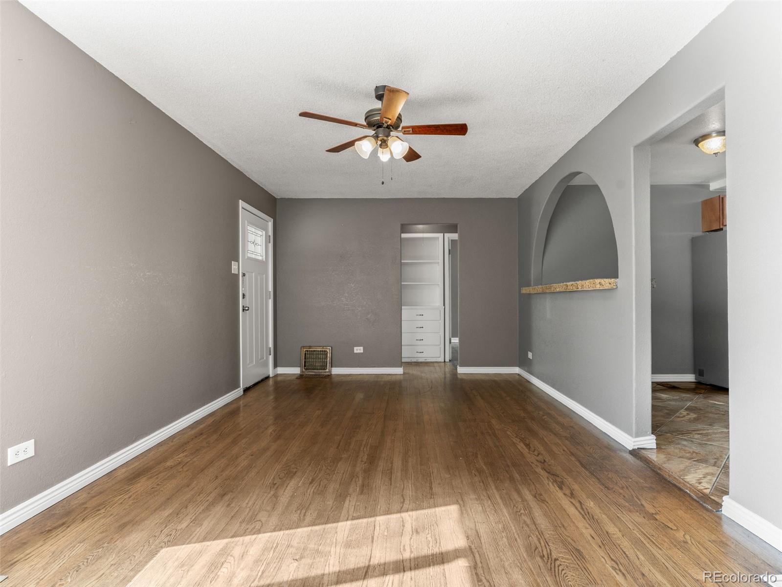 MLS Image #4 for 4740  fillmore street,denver, Colorado