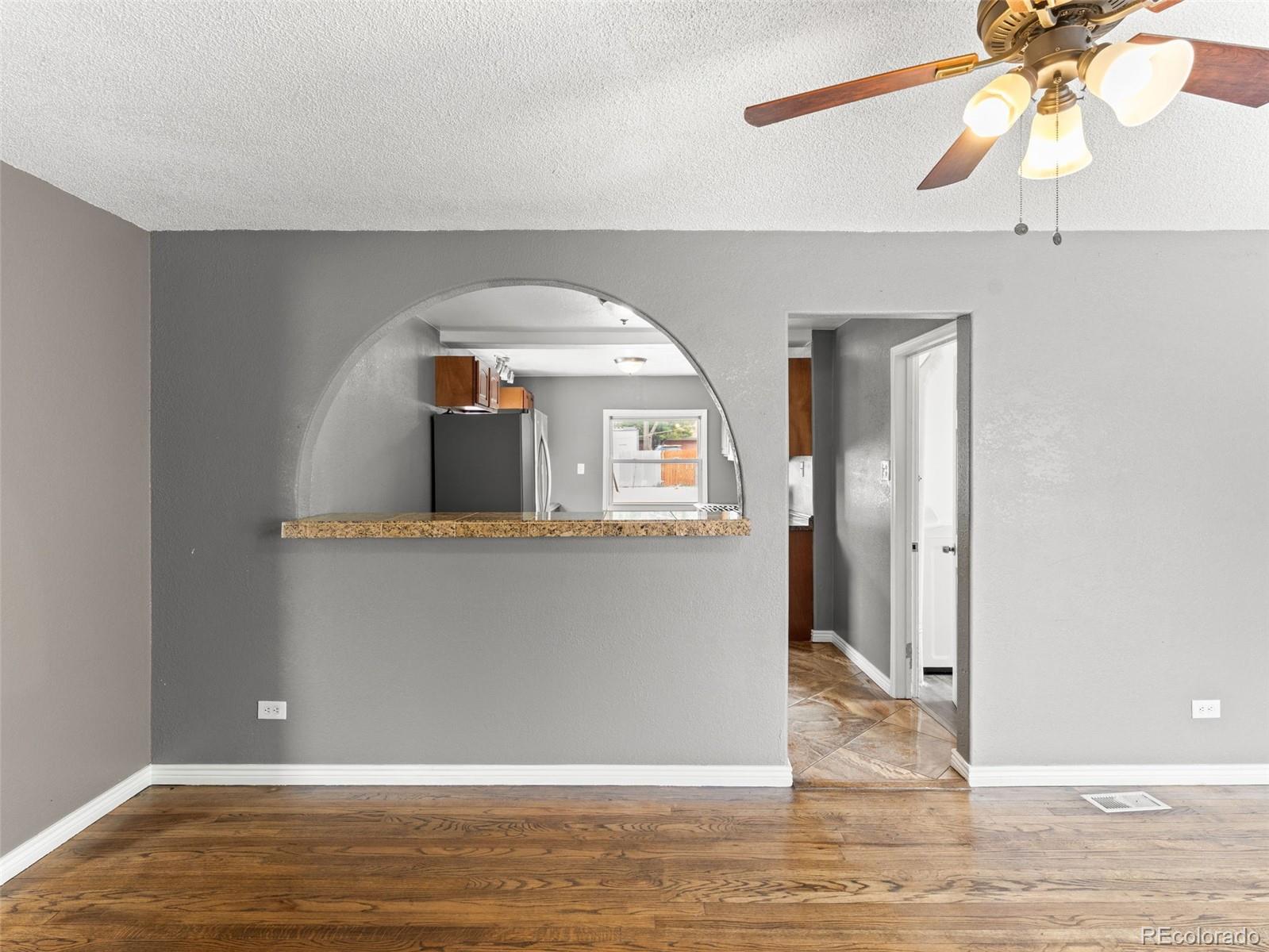 MLS Image #5 for 4740  fillmore street,denver, Colorado