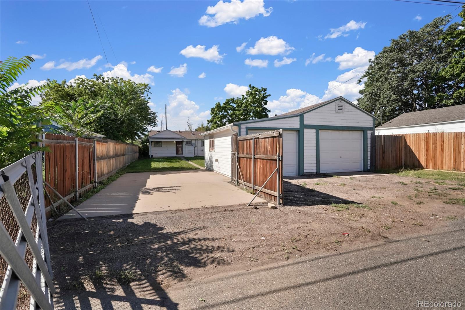 MLS Image #18 for 2115 w elk place,denver, Colorado
