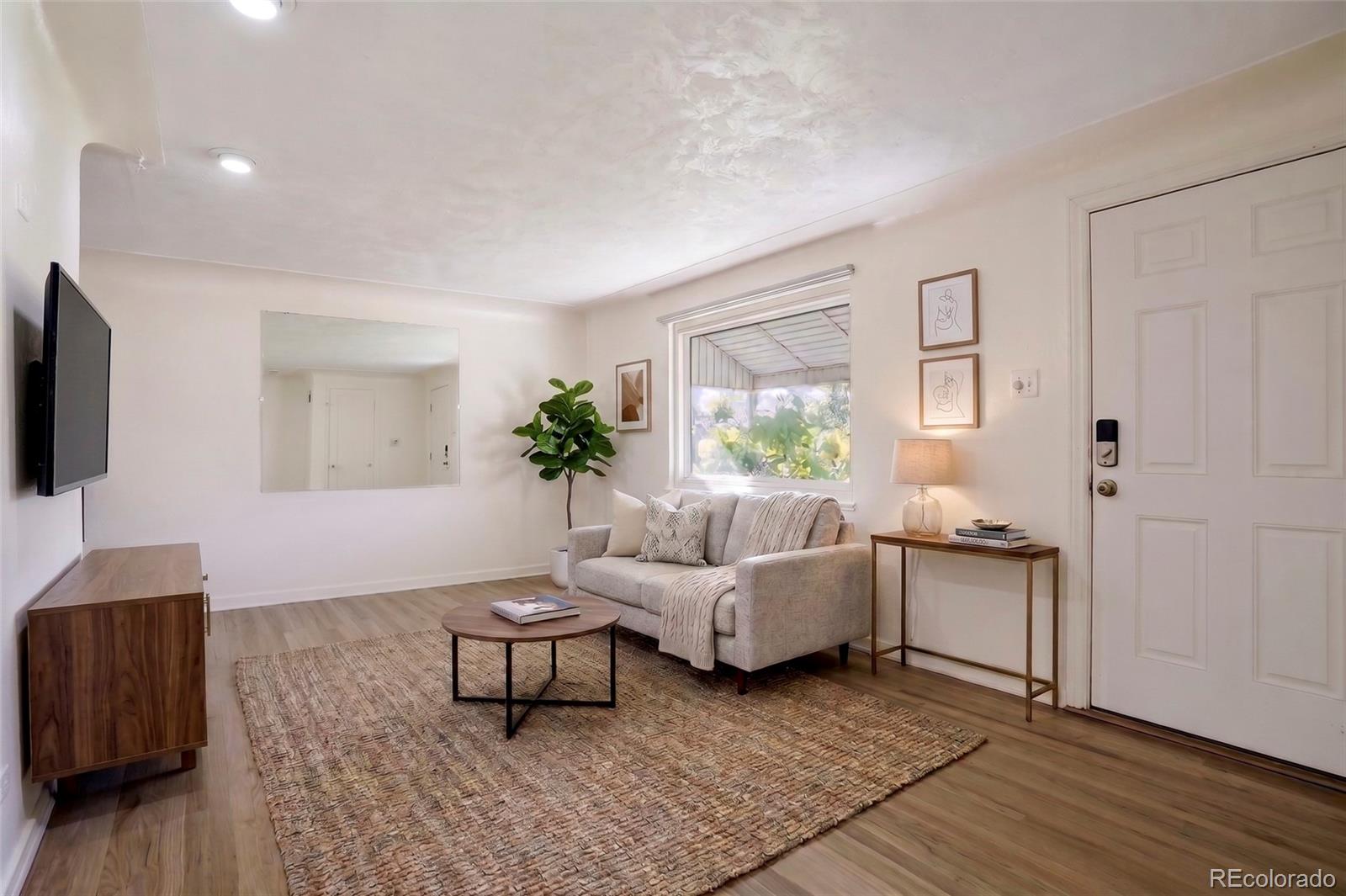 MLS Image #3 for 2115 w elk place,denver, Colorado