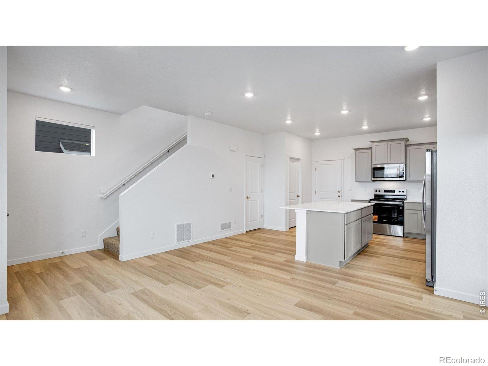 MLS Image #4 for 335  fiord way,severance, Colorado