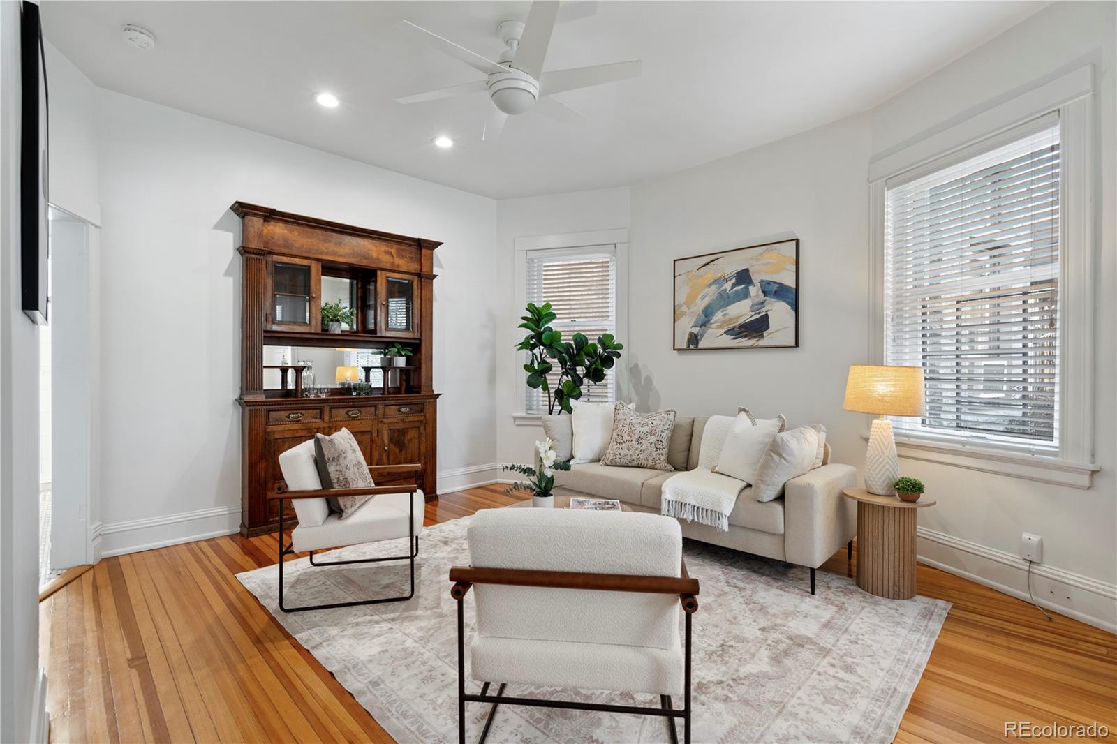 MLS Image #12 for 1576 n emerson street,denver, Colorado