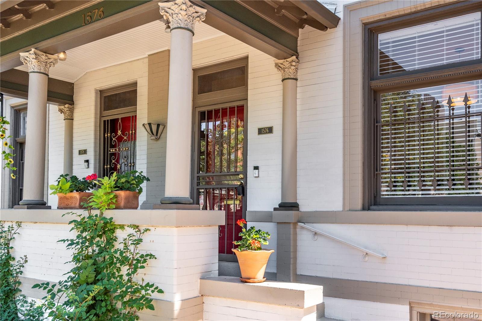 MLS Image #3 for 1576 n emerson street,denver, Colorado