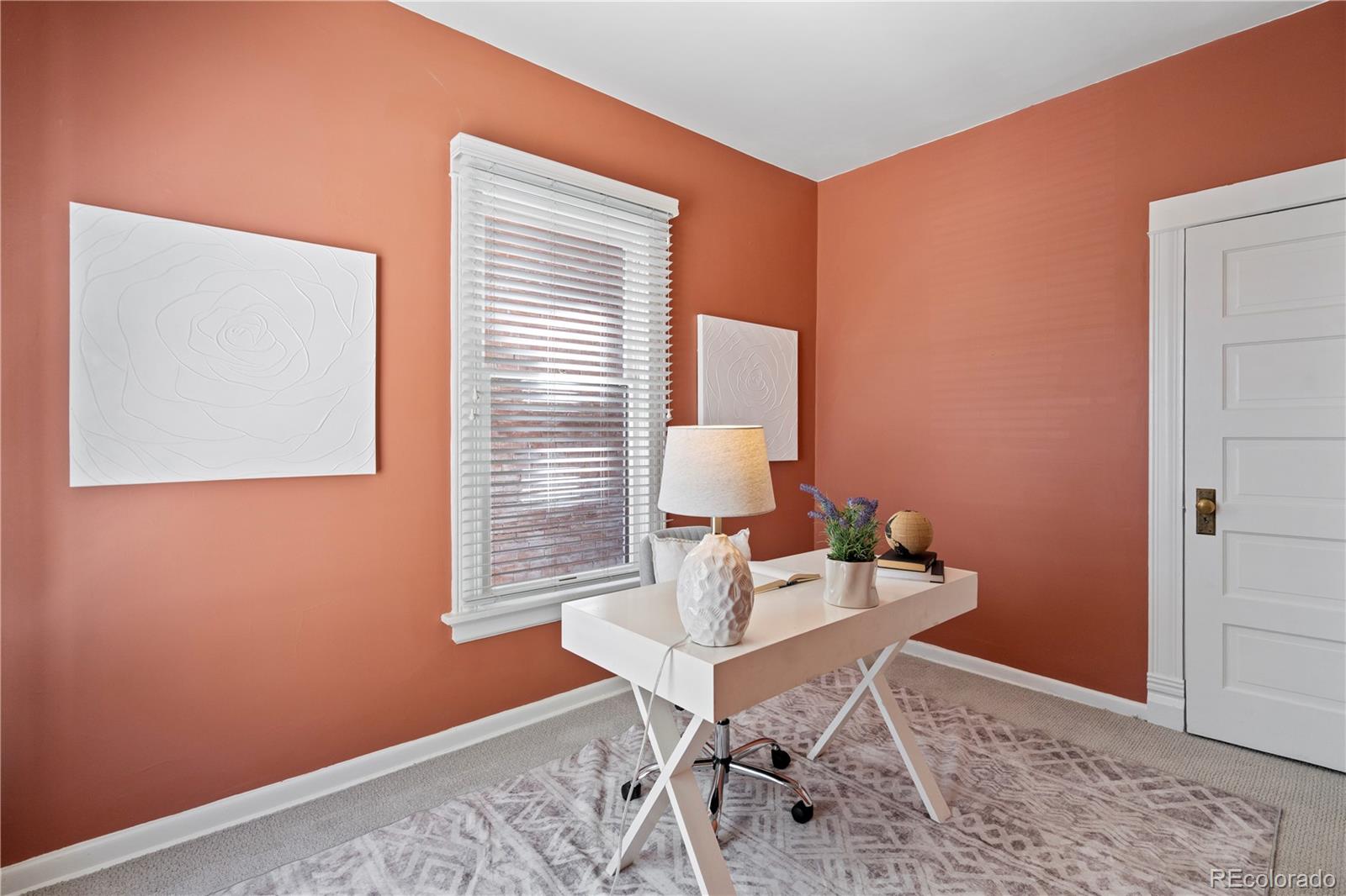 MLS Image #33 for 1576 n emerson street,denver, Colorado