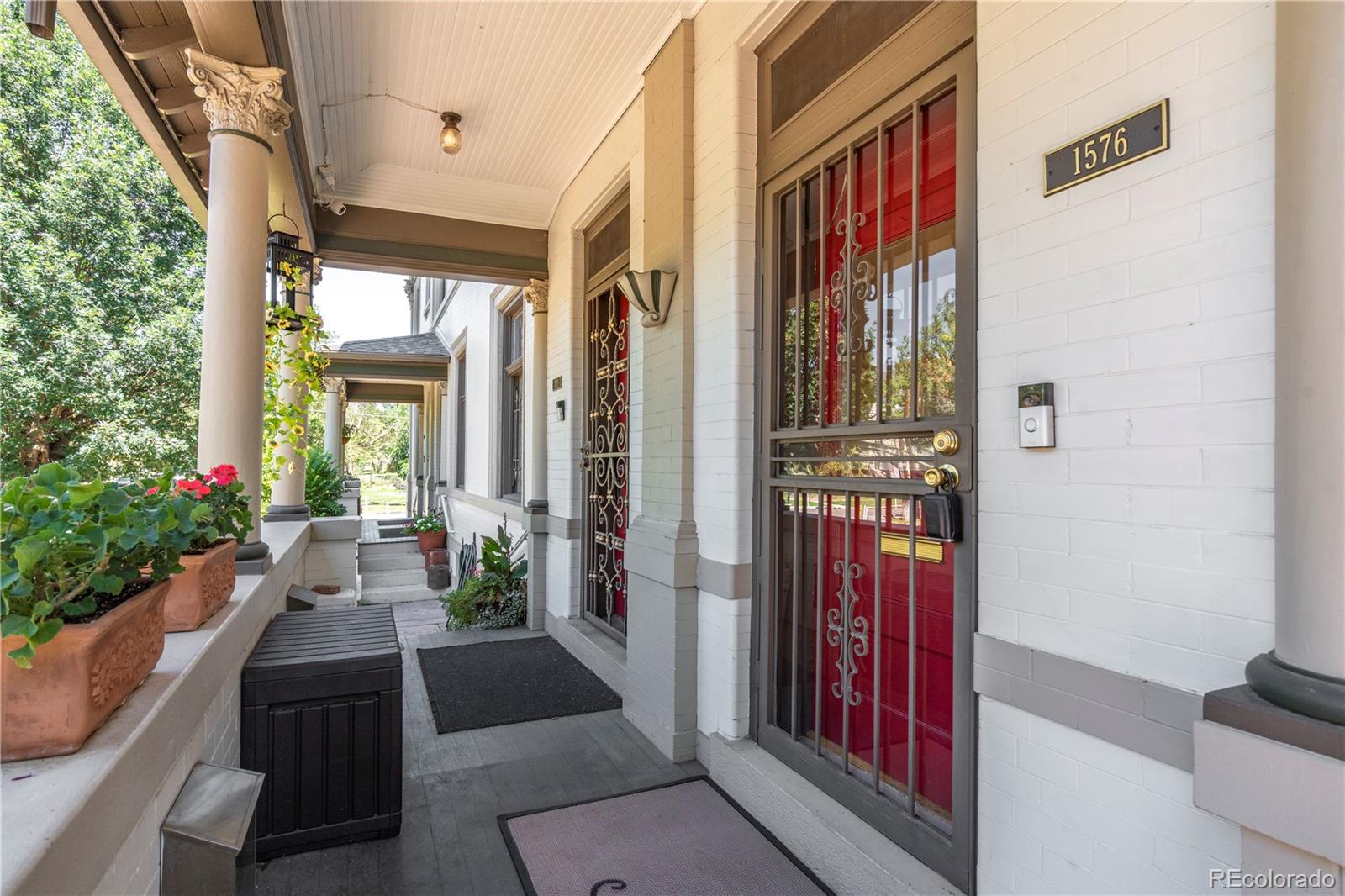 MLS Image #4 for 1576 n emerson street,denver, Colorado