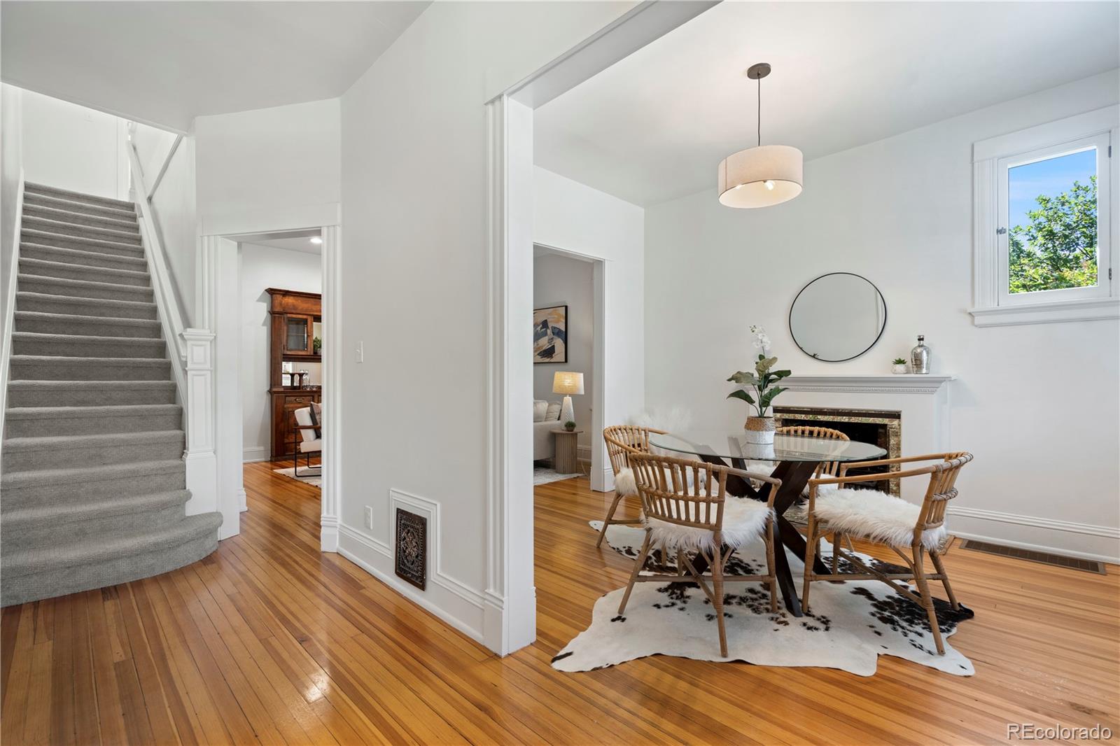 MLS Image #5 for 1576 n emerson street,denver, Colorado