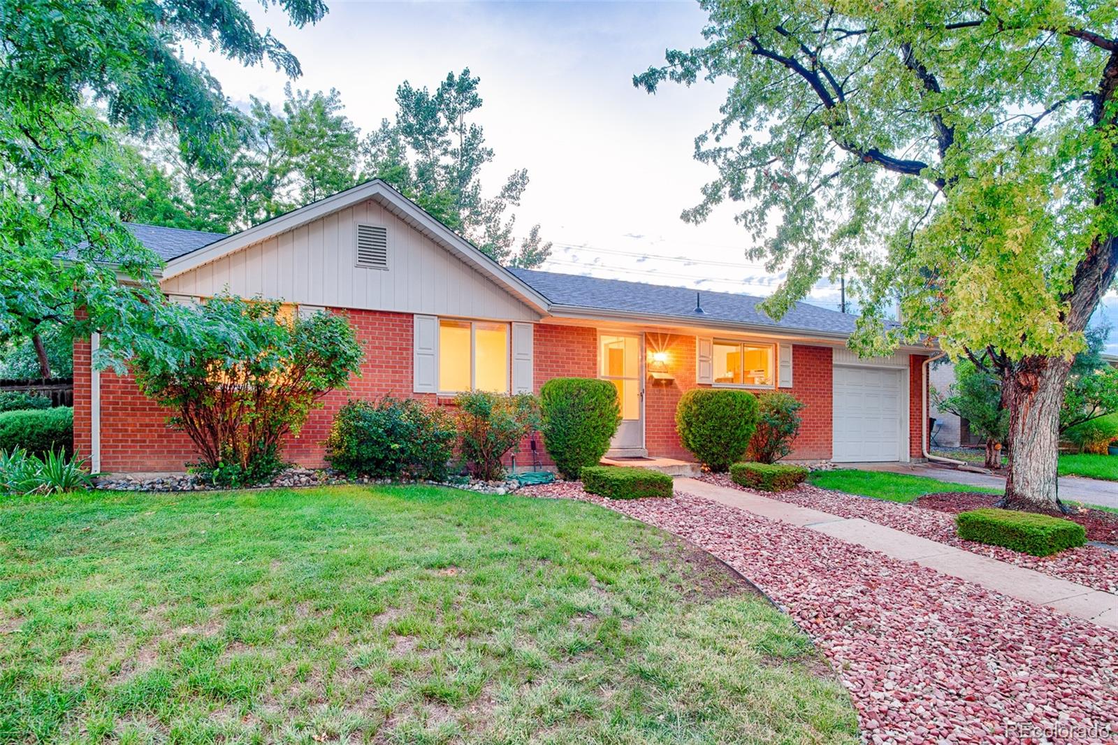 MLS Image #2 for 681 s holly street,denver, Colorado
