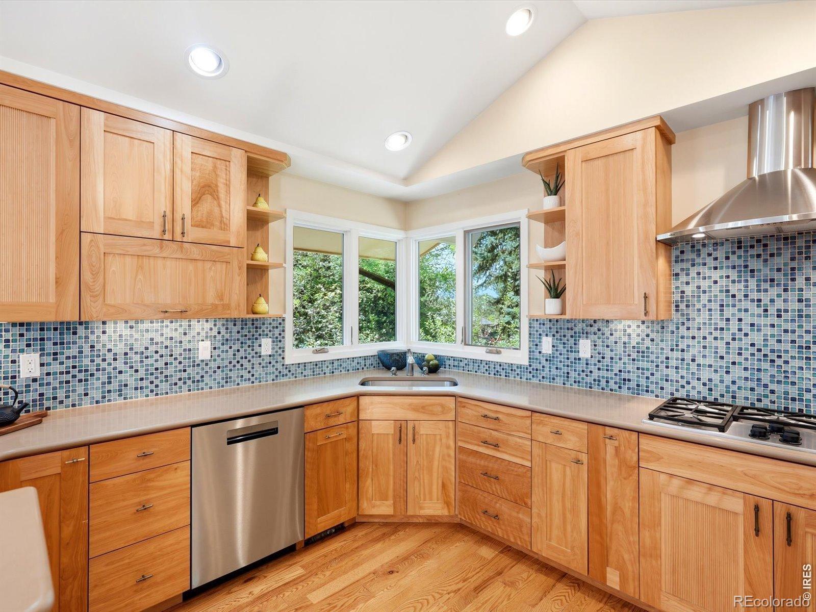 MLS Image #10 for 7047  yampa court,boulder, Colorado
