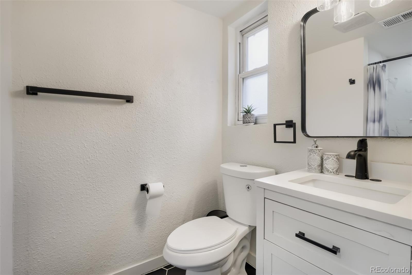 MLS Image #9 for 935  quari street,aurora, Colorado