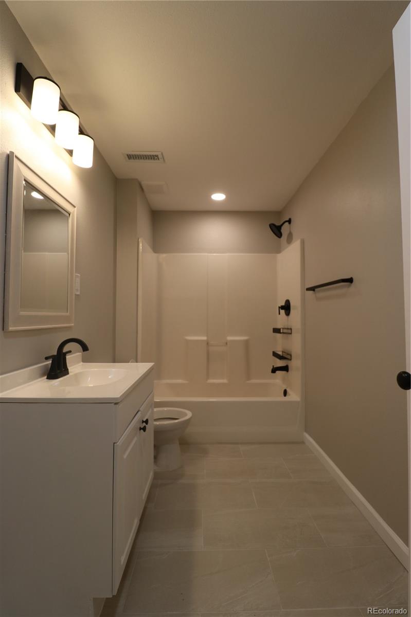 MLS Image #14 for 5566 s ireland street,aurora, Colorado