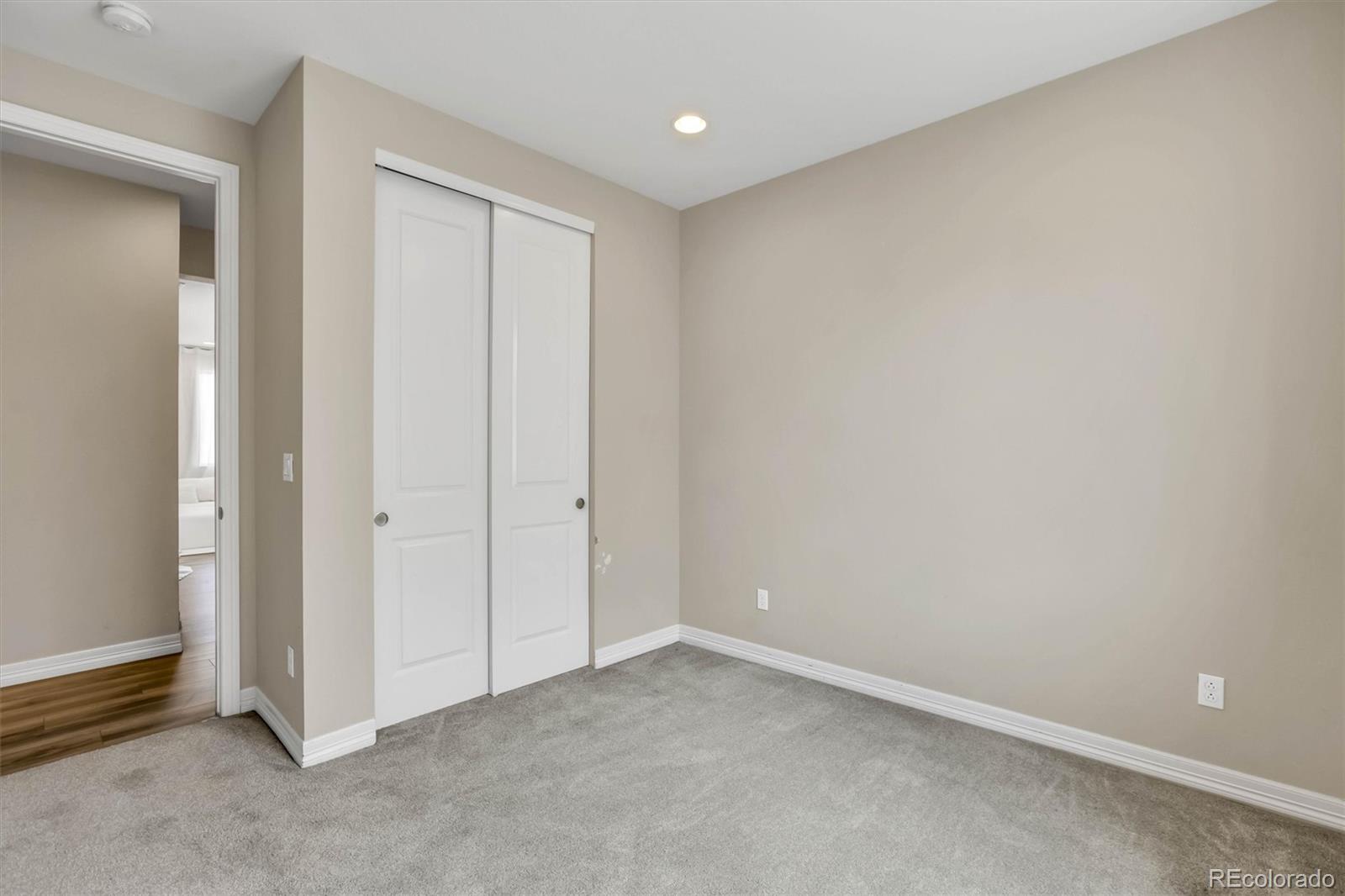 MLS Image #19 for 257 s scottsburg court,aurora, Colorado