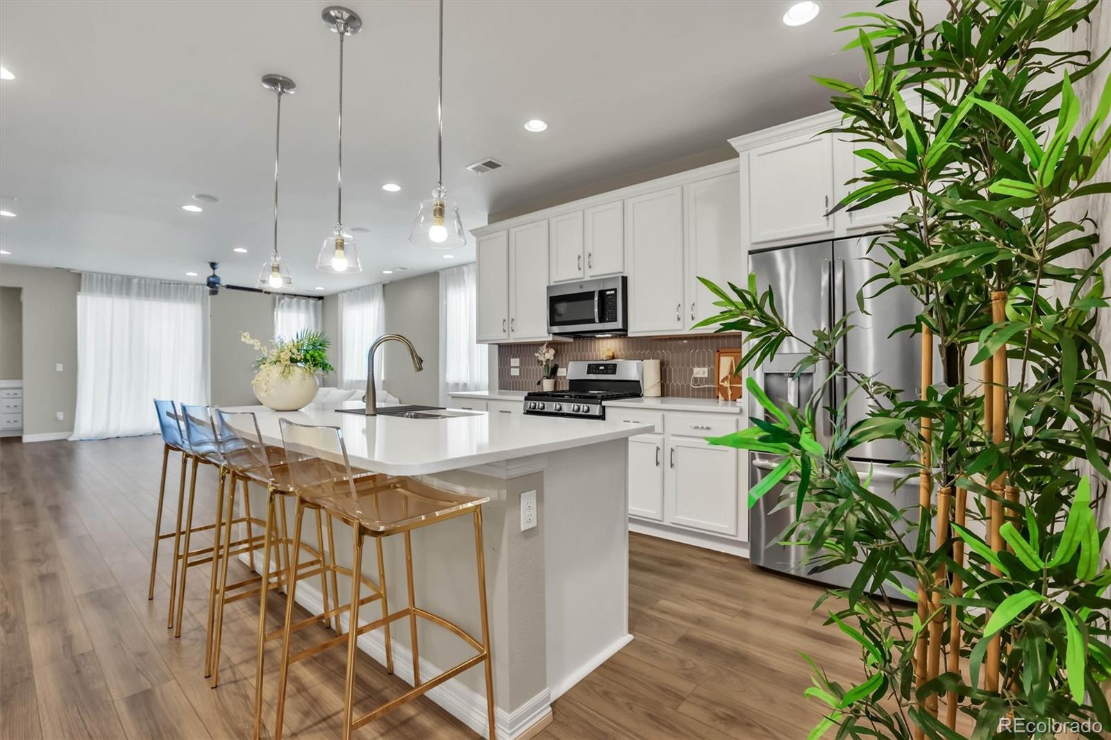 MLS Image #9 for 257 s scottsburg court,aurora, Colorado