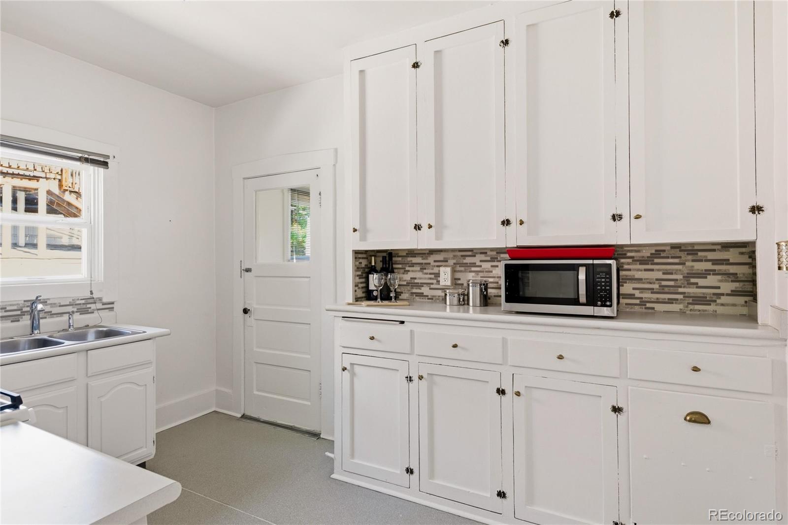 MLS Image #16 for 4734 w 33rd avenue,denver, Colorado