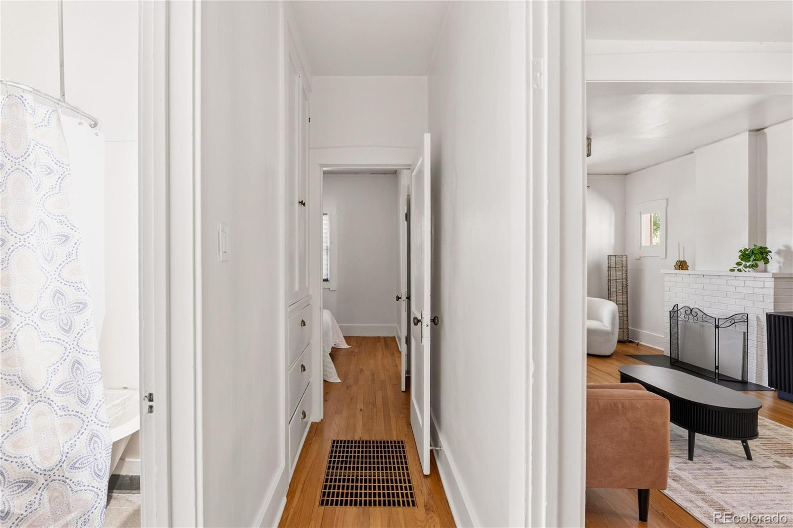 MLS Image #23 for 4734 w 33rd avenue,denver, Colorado