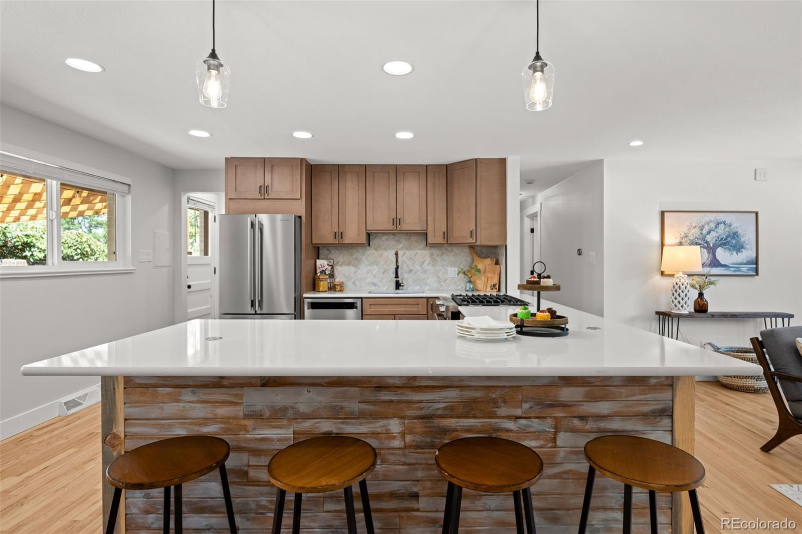 MLS Image #10 for 5475 s lakeview street,littleton, Colorado