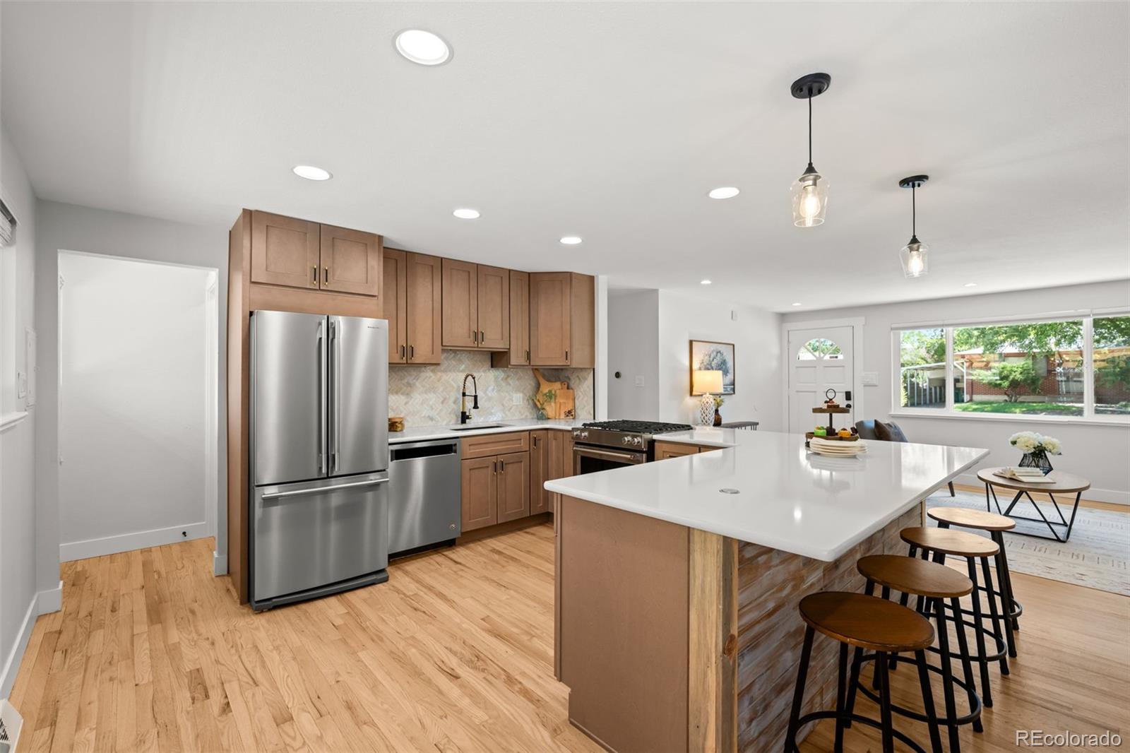 MLS Image #11 for 5475 s lakeview street,littleton, Colorado