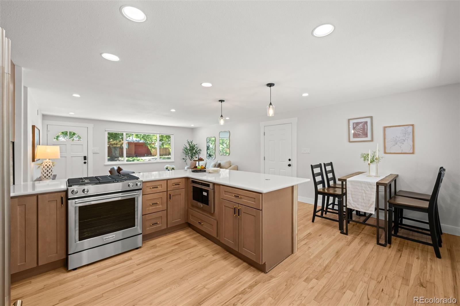 MLS Image #13 for 5475 s lakeview street,littleton, Colorado