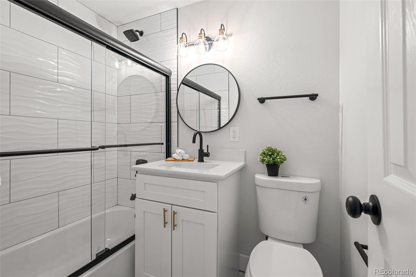MLS Image #23 for 5475 s lakeview street,littleton, Colorado