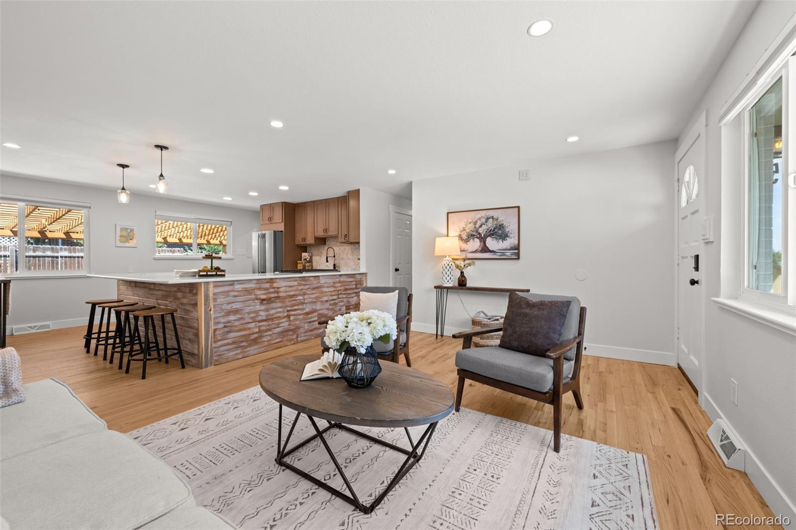 MLS Image #5 for 5475 s lakeview street,littleton, Colorado