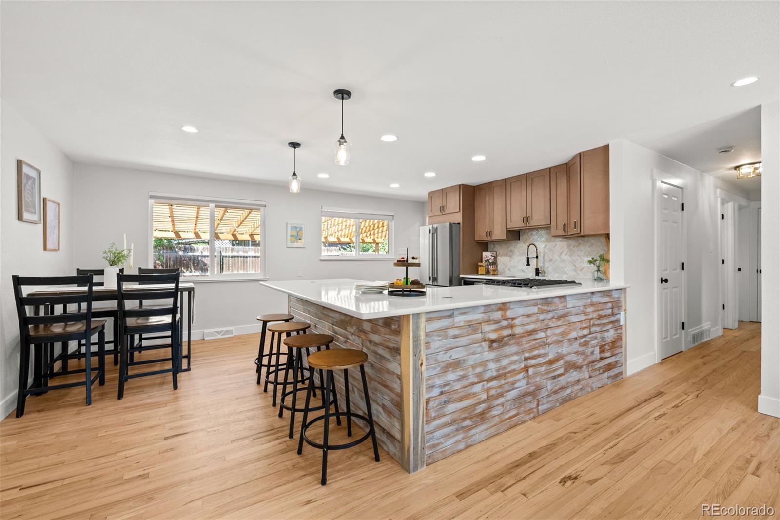 MLS Image #8 for 5475 s lakeview street,littleton, Colorado