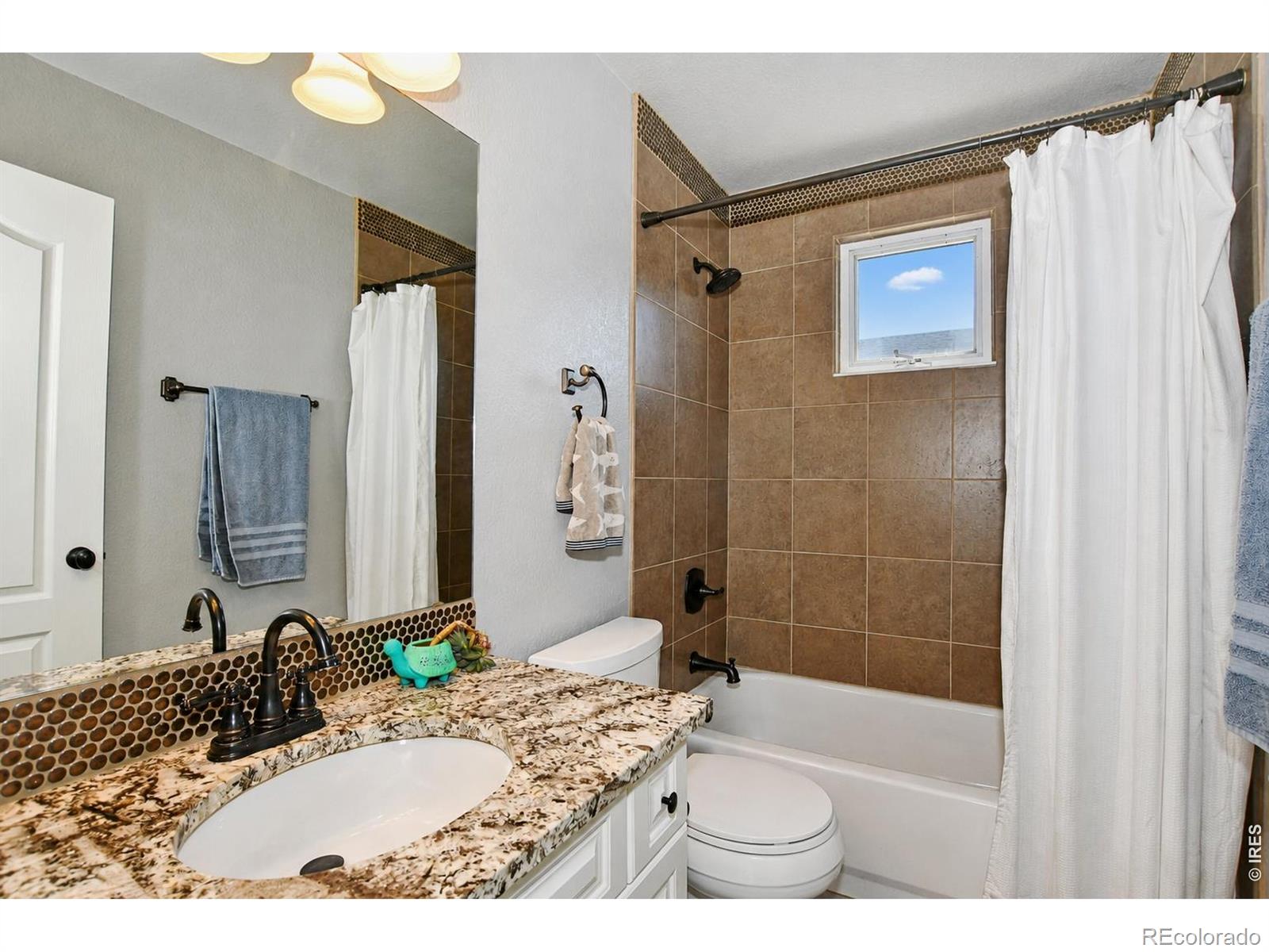 MLS Image #26 for 1414  canal drive,windsor, Colorado