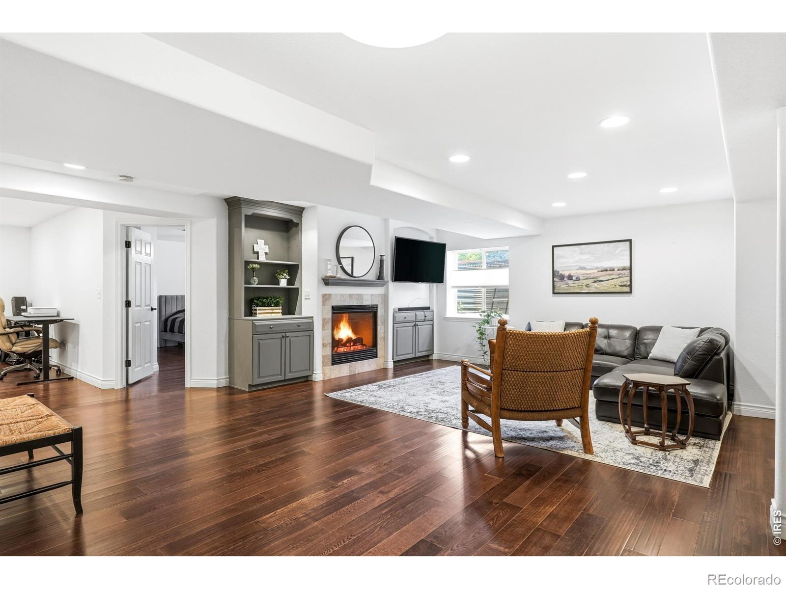 MLS Image #7 for 913  serene court,erie, Colorado