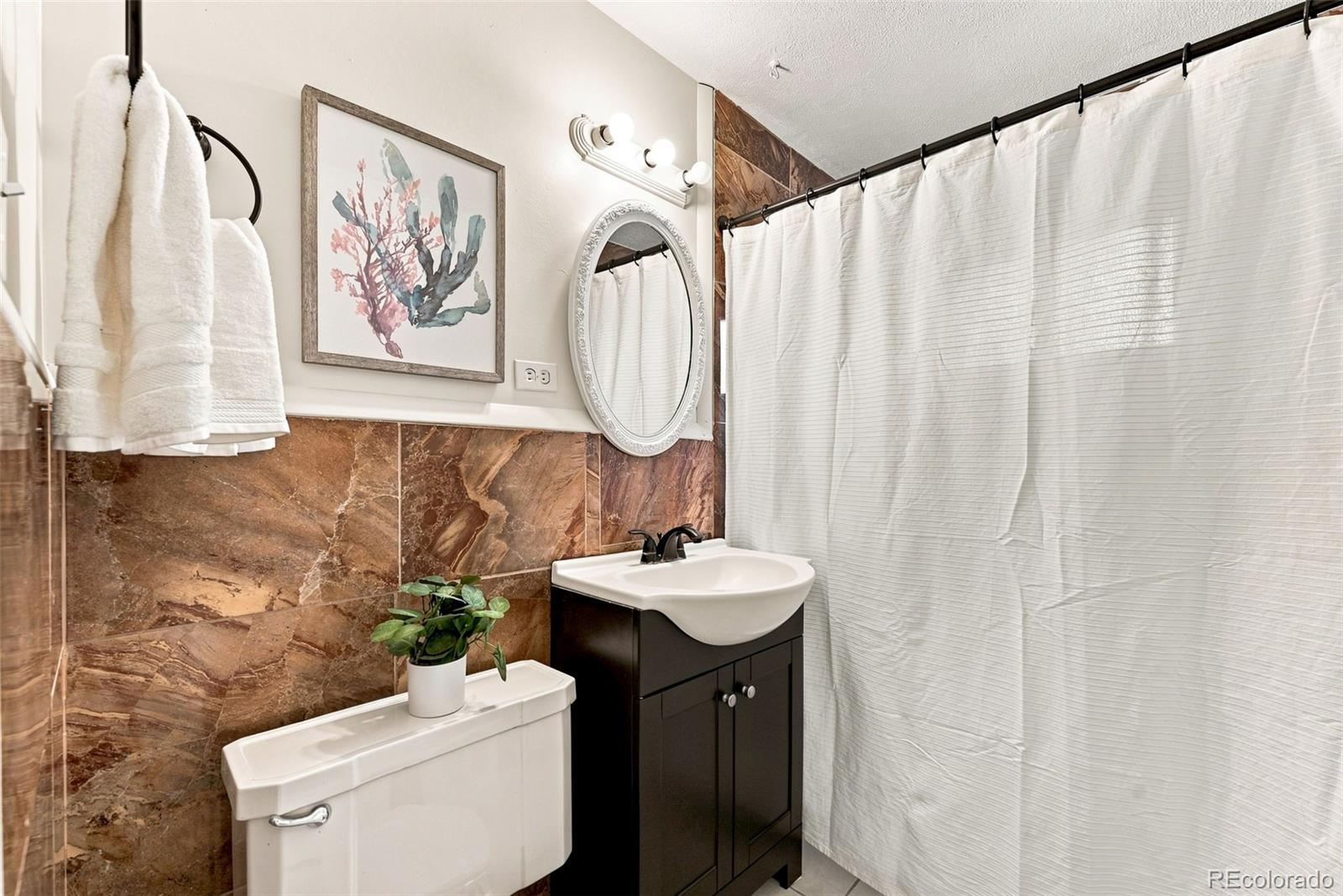 MLS Image #13 for 3223  newport street,denver, Colorado