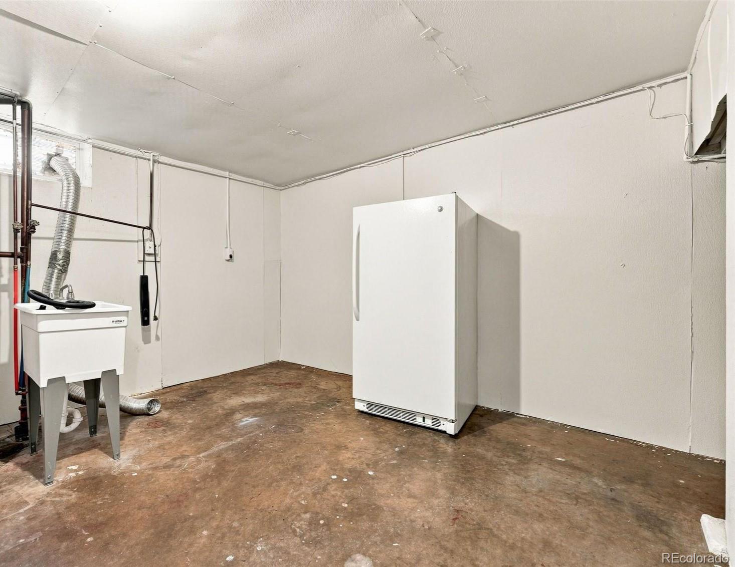 MLS Image #23 for 3223  newport street,denver, Colorado