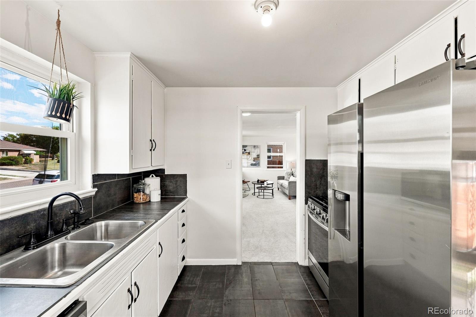 MLS Image #7 for 3223  newport street,denver, Colorado