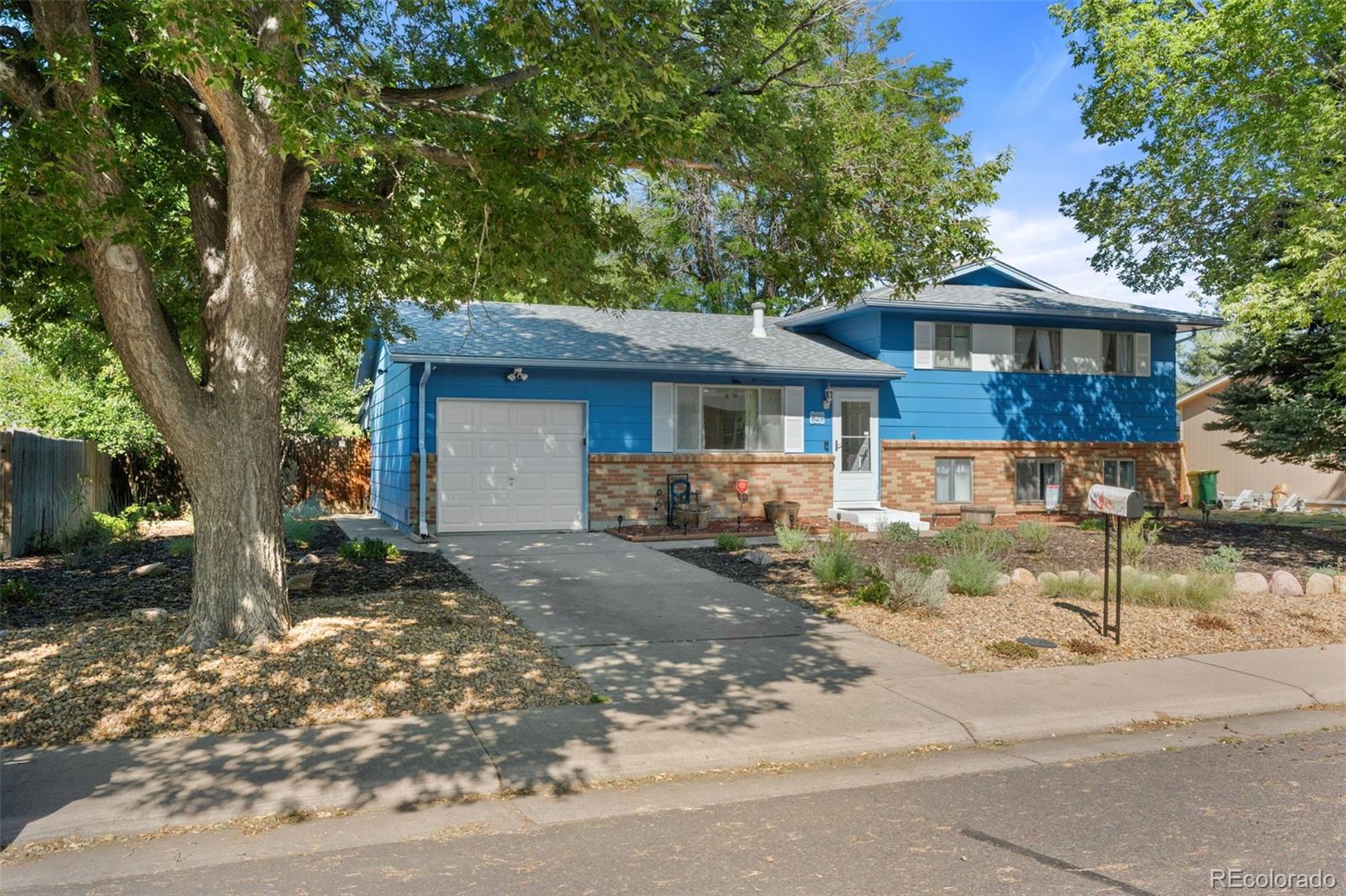 MLS Image #1 for 829 s nome street,aurora, Colorado