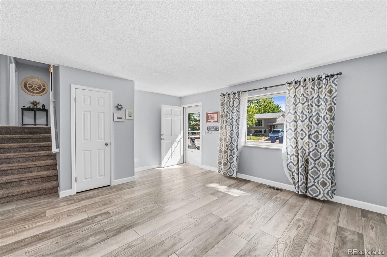 MLS Image #5 for 829 s nome street,aurora, Colorado