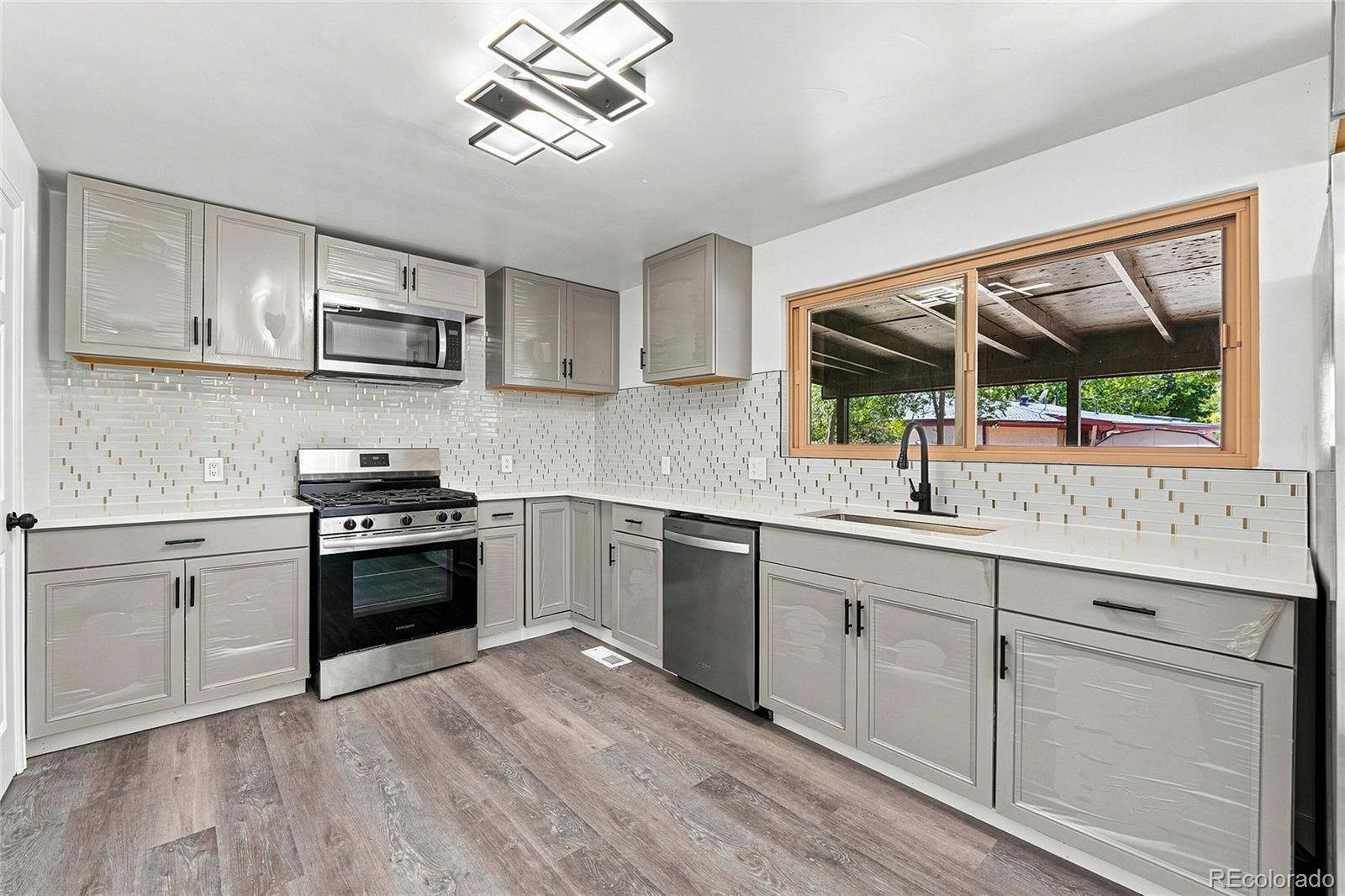 MLS Image #6 for 3113  worchester street,aurora, Colorado