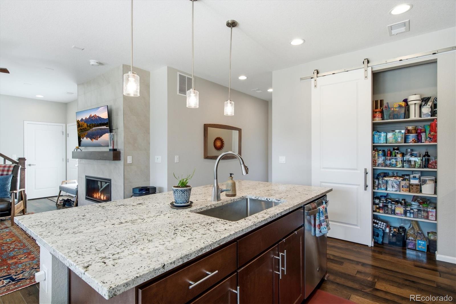 MLS Image #4 for 871  golden peak drive,erie, Colorado