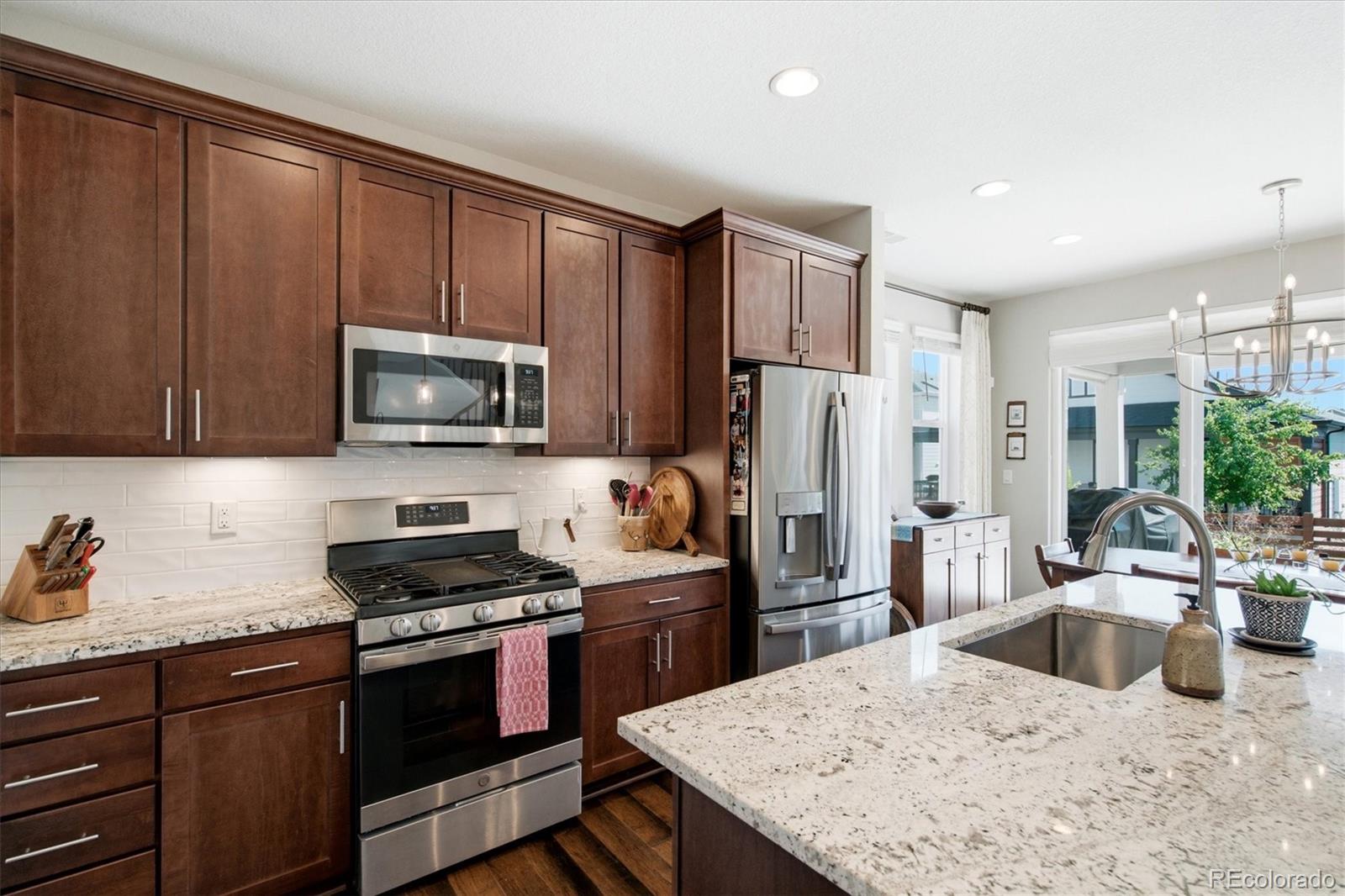MLS Image #5 for 871  golden peak drive,erie, Colorado