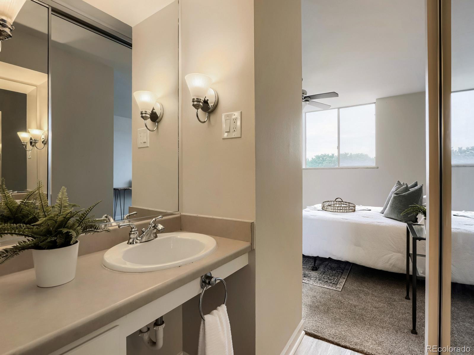 MLS Image #14 for 1200  vine street,denver, Colorado