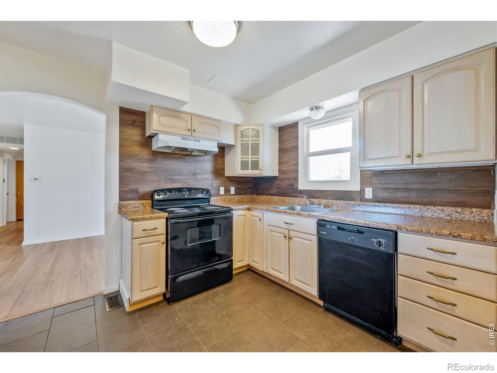 MLS Image #3 for 3036 w prospect road,fort collins, Colorado