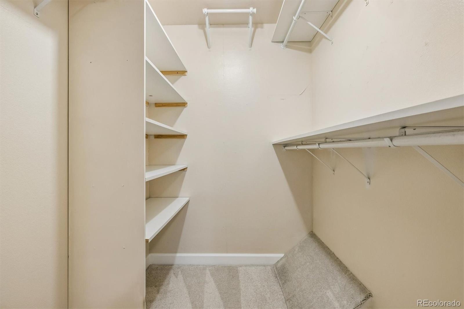MLS Image #14 for 1250 s monaco street parkway,denver, Colorado