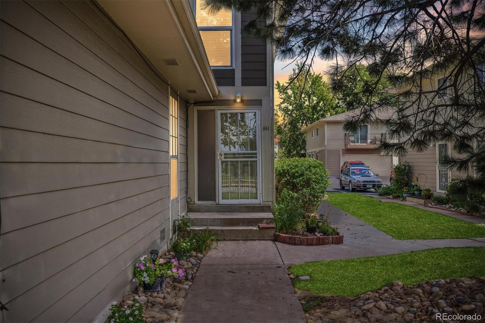 MLS Image #19 for 1250 s monaco street parkway,denver, Colorado