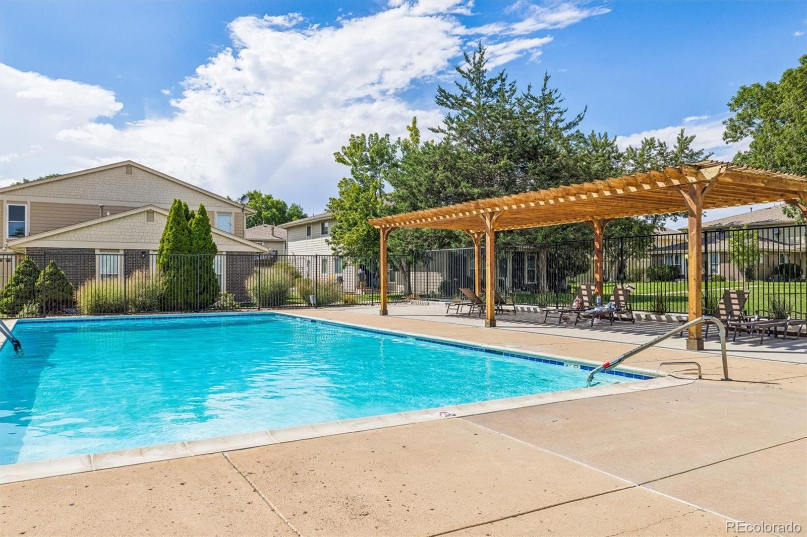 MLS Image #20 for 1250 s monaco street parkway,denver, Colorado