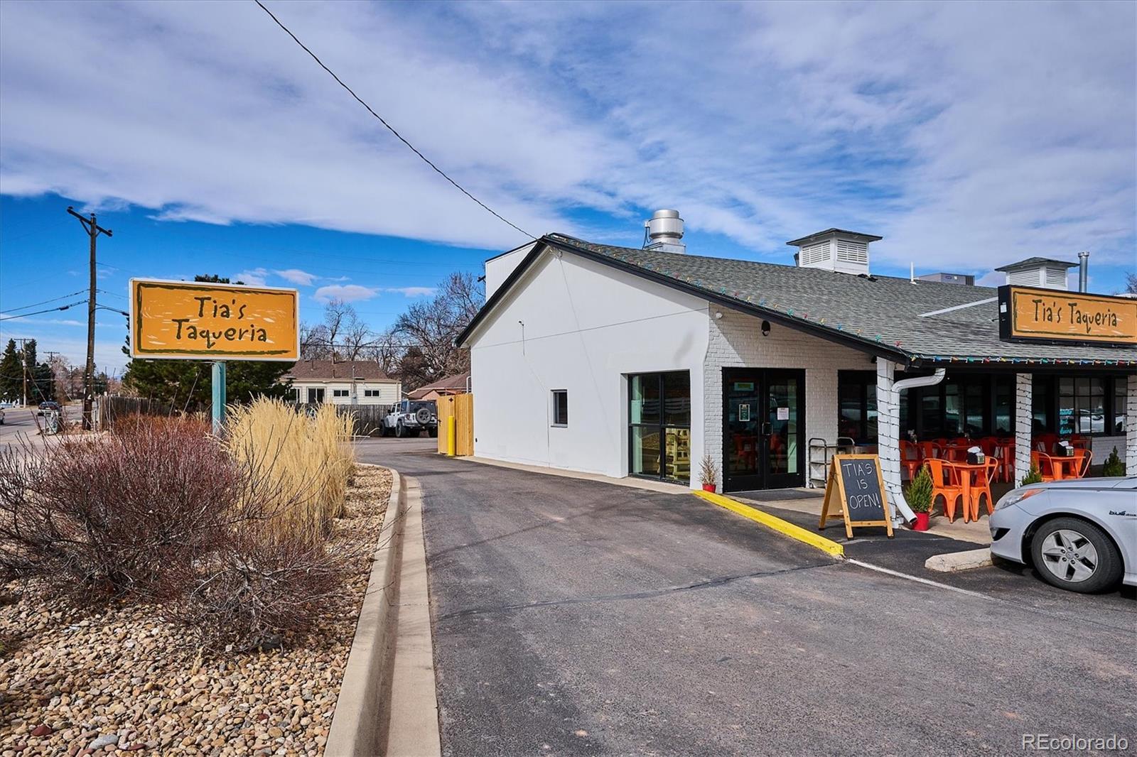 MLS Image #21 for 1250 s monaco street parkway,denver, Colorado